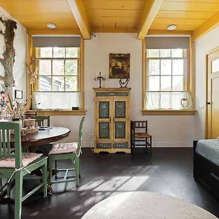 Boutique Jongwijs Hotel Westzaan